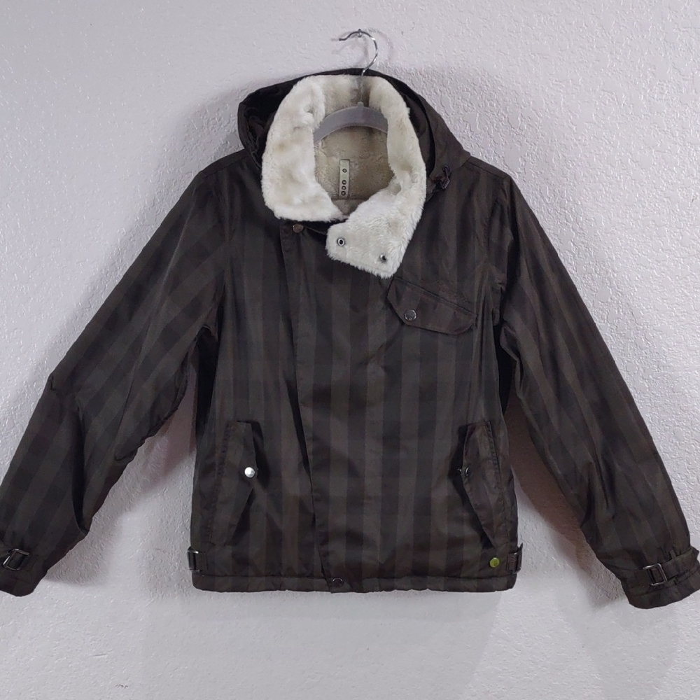 BURTON JACKET, Size M - Picture 6 of 17